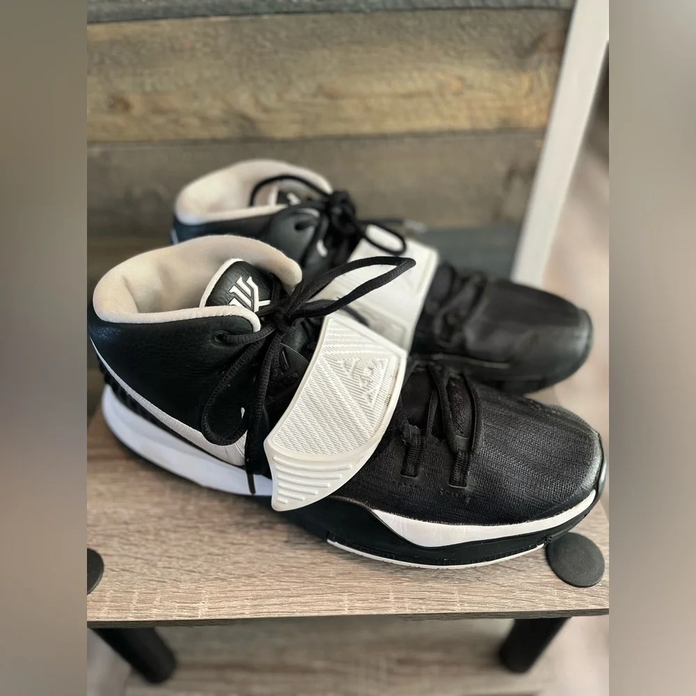 Kyrie 6‎ TB 'Black White' Mens Size 12.5
